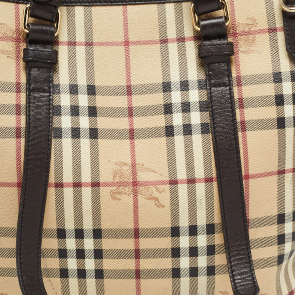 Handla Burberry Haymarket Multi-chain tote bag online | Smidigt och enkelt på nätet - Merchsweden |