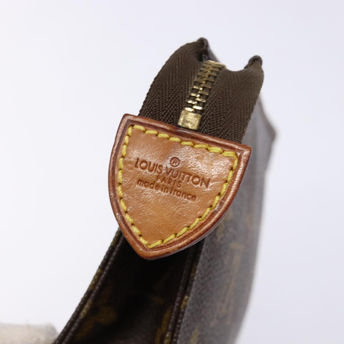 Monogram Poche Toilette 15 etui