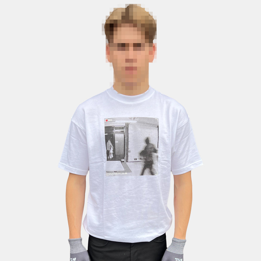 Handla Break-In Surveillance t-shirt online | Smidigt och enkelt på nätet - Merchsweden |