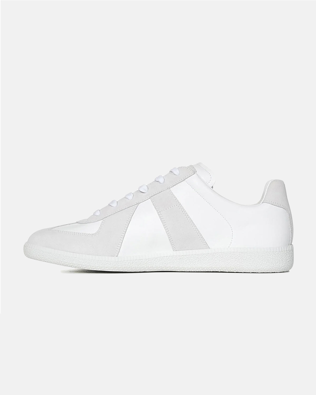 Replica White