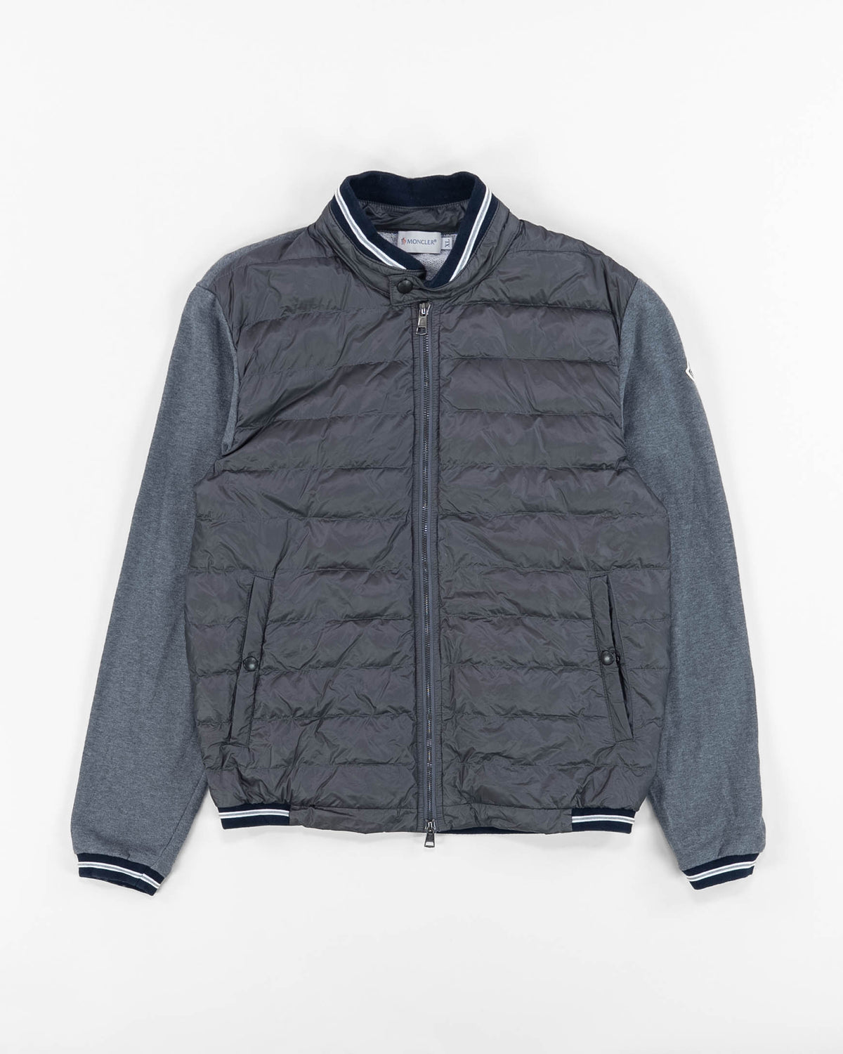 Tricotvest
