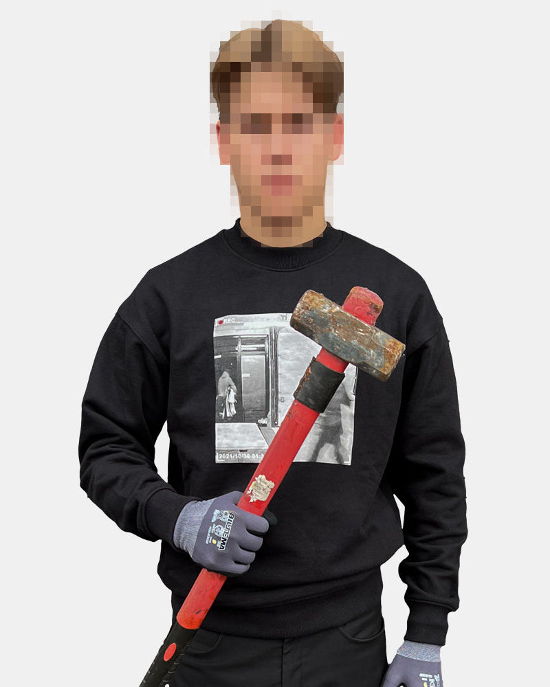 Handla Break-In Surveillance sweatshirt online | Smidigt och enkelt på nätet - Merchsweden |